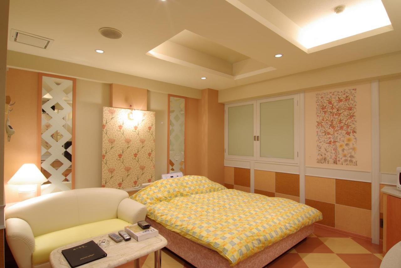 Shonan Sirene (Adults Only) Hotell Hiratsuka Exteriör bild